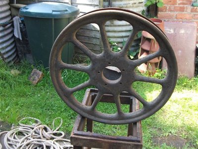 roadwheel 002 (Small).jpg