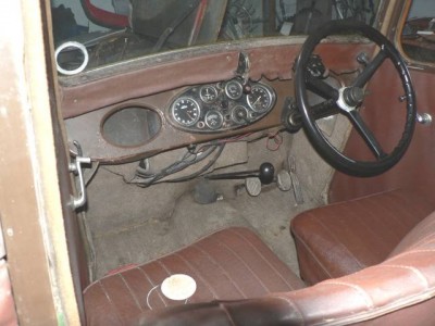 Jowett eight interior.jpg