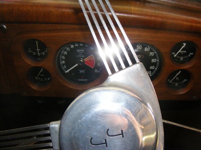 001R.jpg